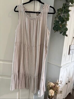 beachlunchlounge Light Beige Striped Tiered Midi Dress